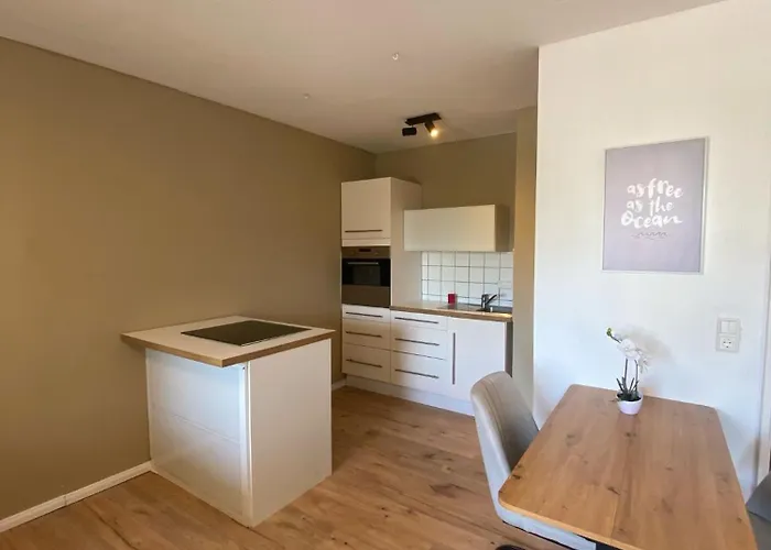 1-zimmerwohnung Mit Balkon Apartment *